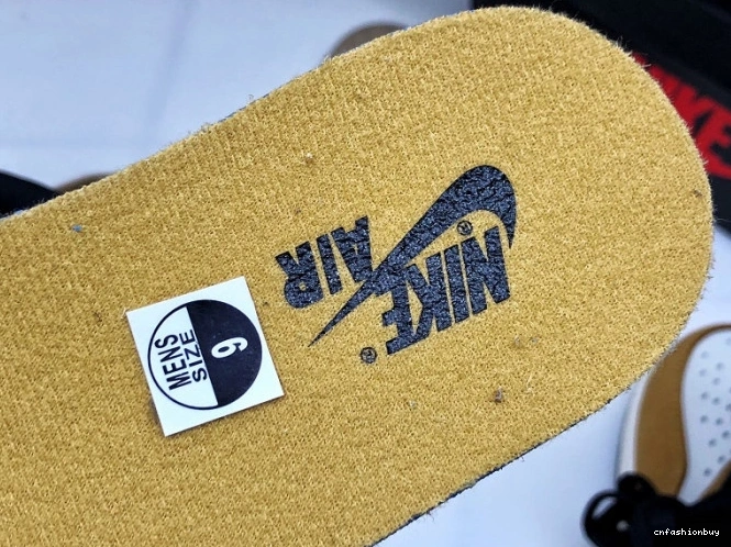 Air Year 1 of the Retro High Jordan Rookie 555088-700 OG 0831